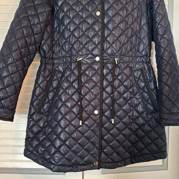 Kate Spade New York Lightweight Puffer with Hood - Picture 5 of 12